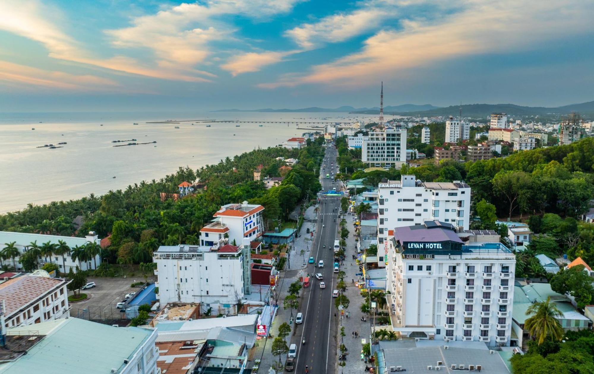 Levan Hotel Phu Quoc Exterior photo